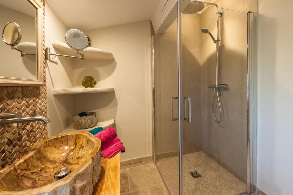 Appartement Le Poisson Bleu แซ็งต์-ราฟาเอล ภายนอก รูปภาพ